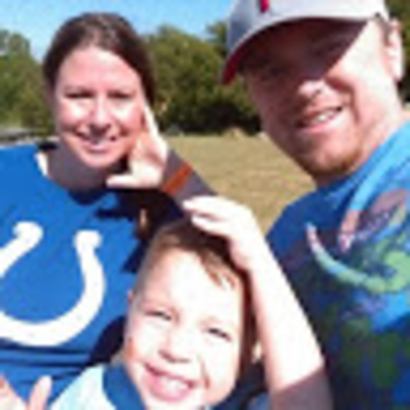 Meet your Posher, Chris - Picture 1 of 1